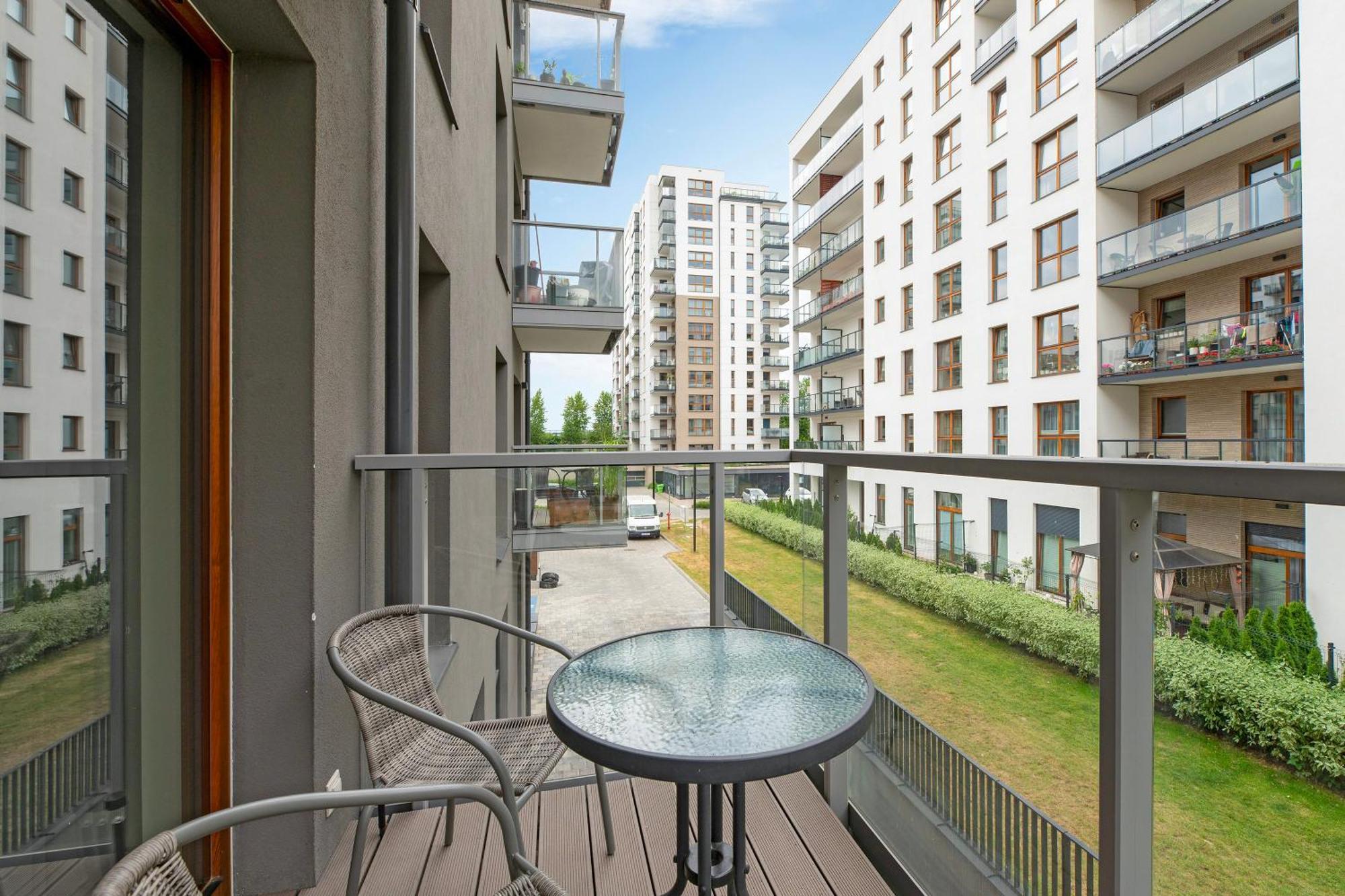 Zajezdnia Wrzeszcz Seaside & Parking By Downtown Apartments グダニスク エクステリア 写真